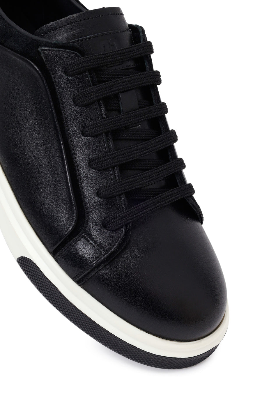 Male Black Lace-Up Thick-Soled Leather Sneaker