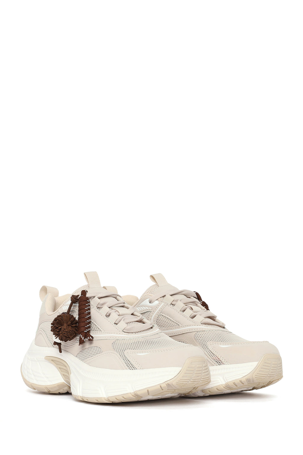 Kadın Bej Bağcıklı Kalın Tabanlı Charmlı Sneaker