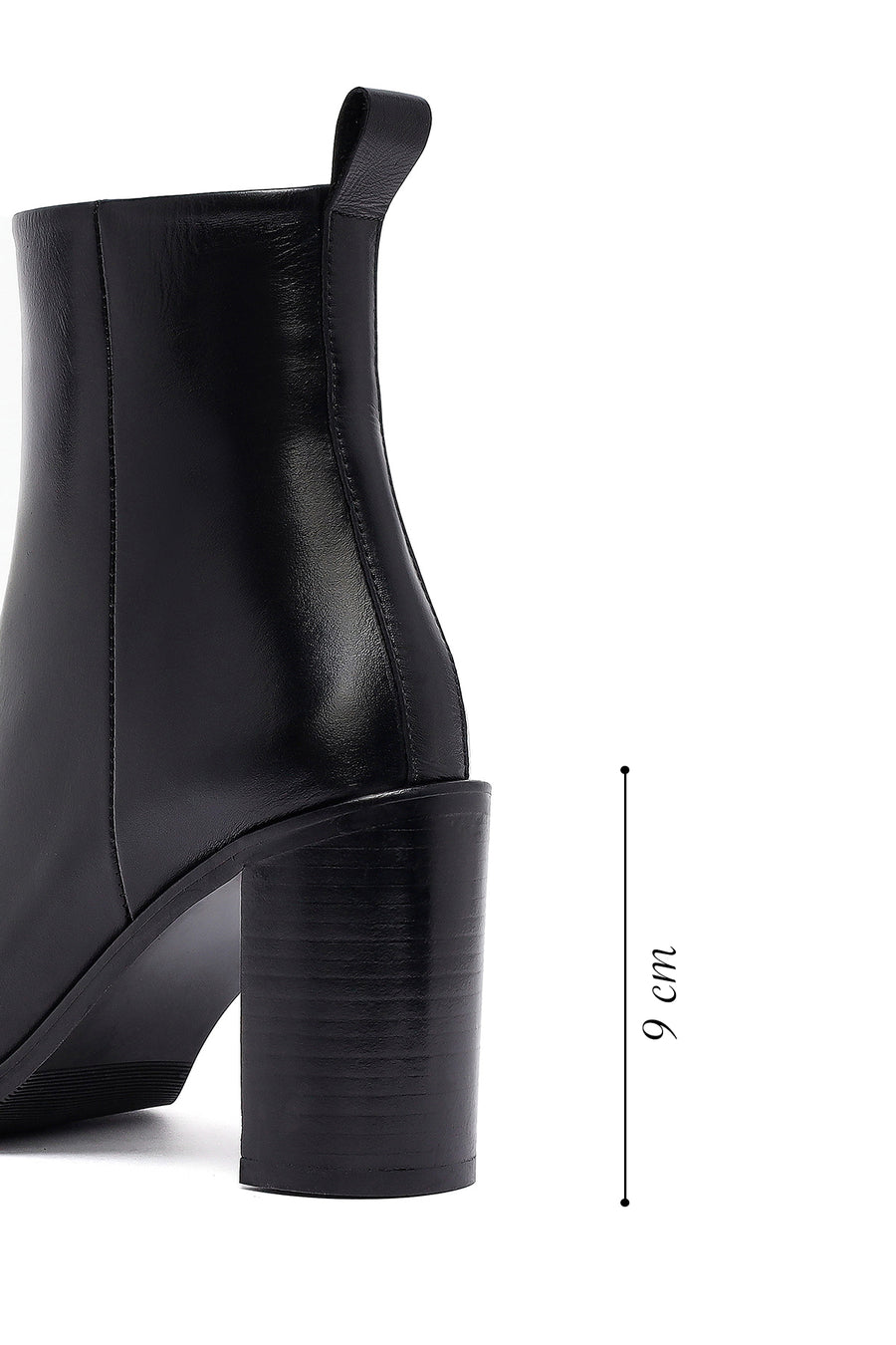 Woman Black Zippered Chunky Heels Leather Boat