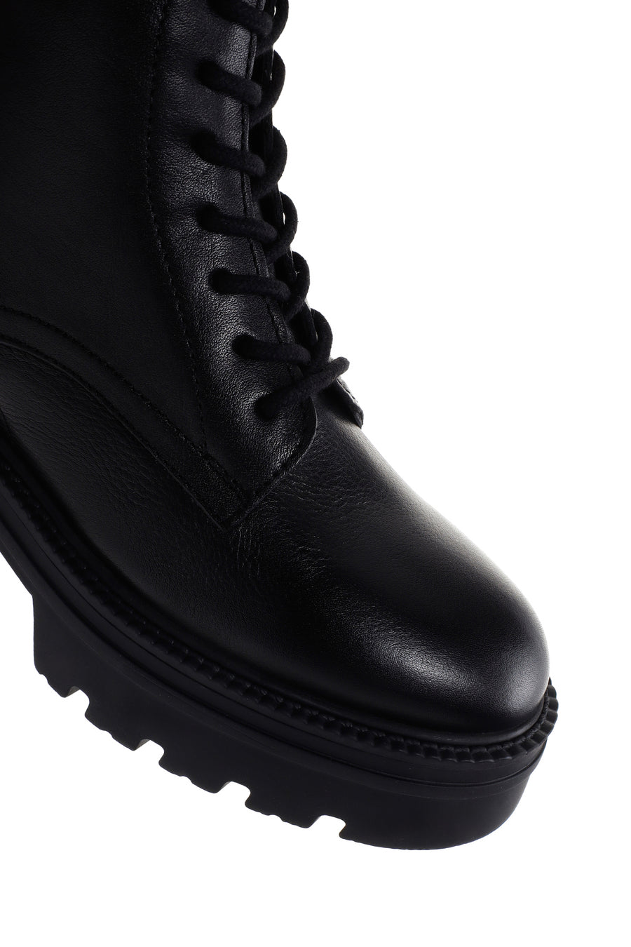 Woman Black Zippered Thick Sole Leather Postal Boots