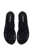 Woman Black Thick-Soled Sandal | Derimod
