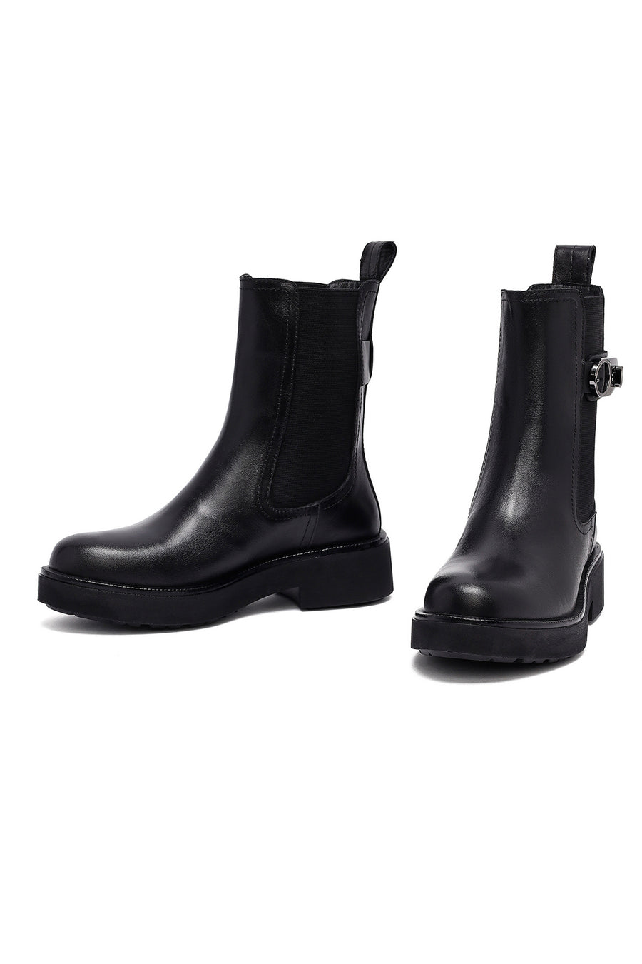 Woman Black Thick Sole Leather Chelsea Boots