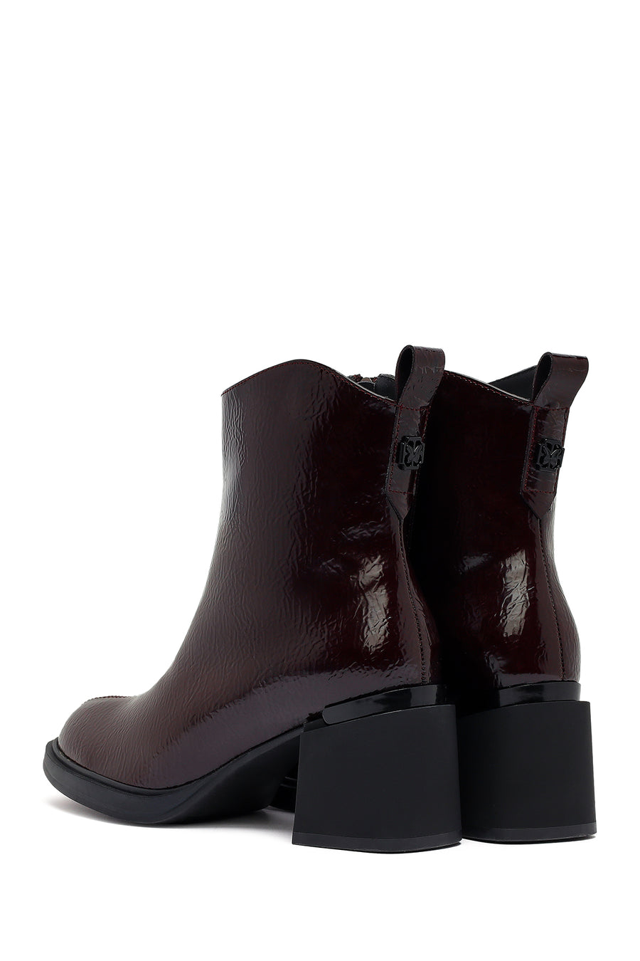 Woman Burgundy Zip Closure Chunky-Heeled Boots