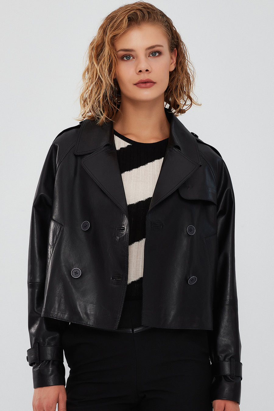 Tracy Women's Black Oversize Short Leather Coat