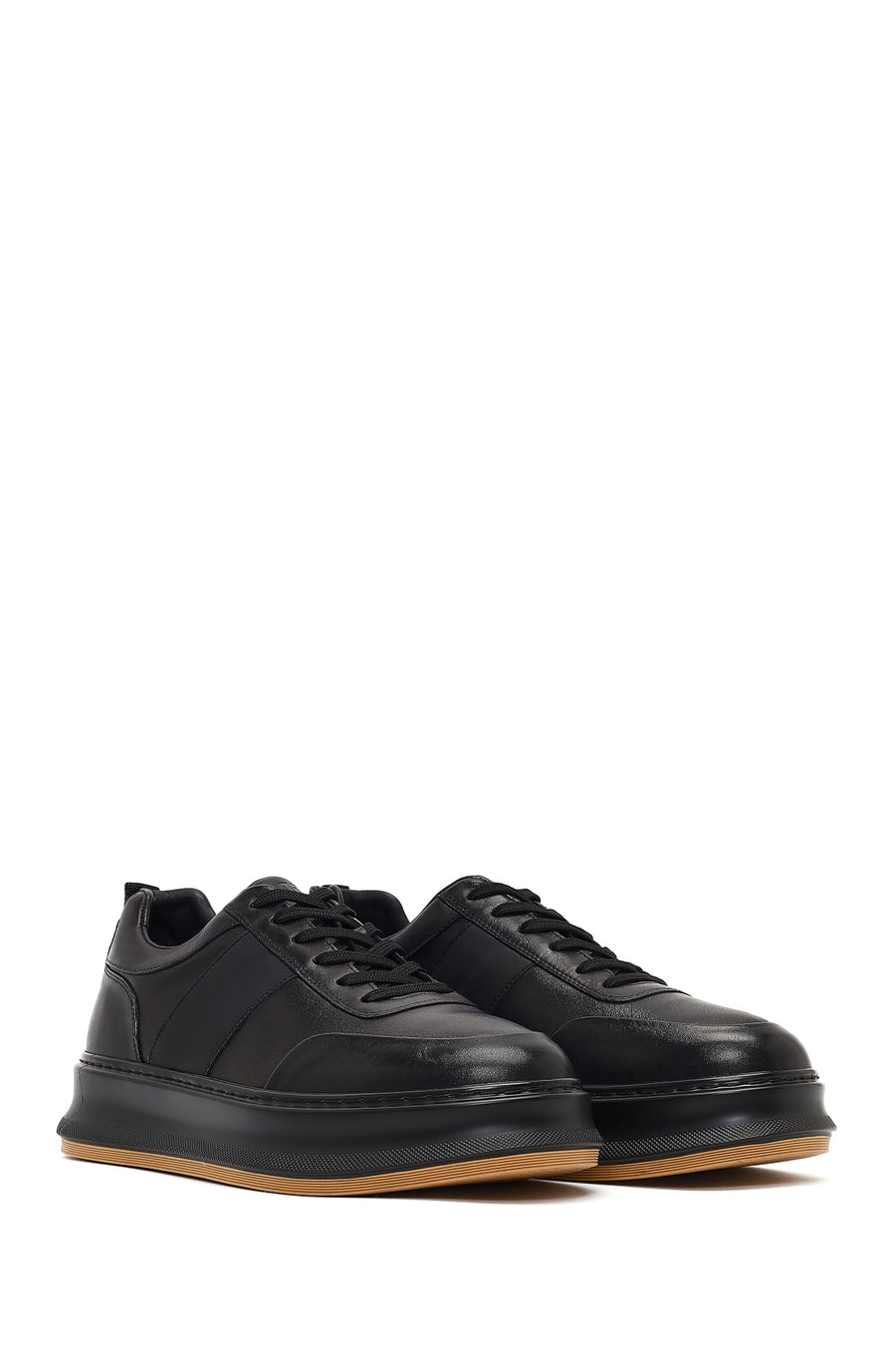 Men's Black Lace-Up Thick-Soled Leather Sneaker