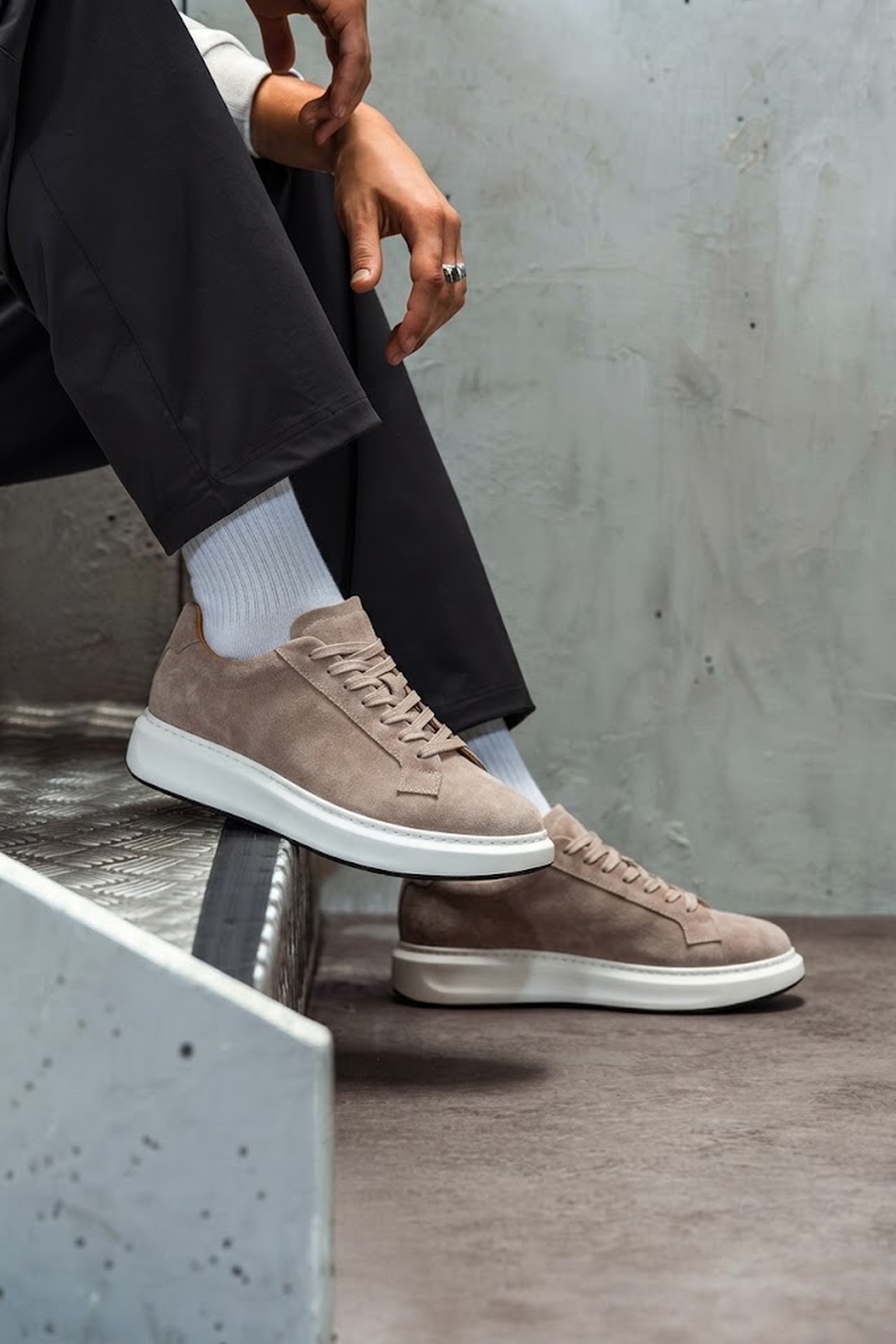 Male Beige Lace-Up Suede Leather Sneaker