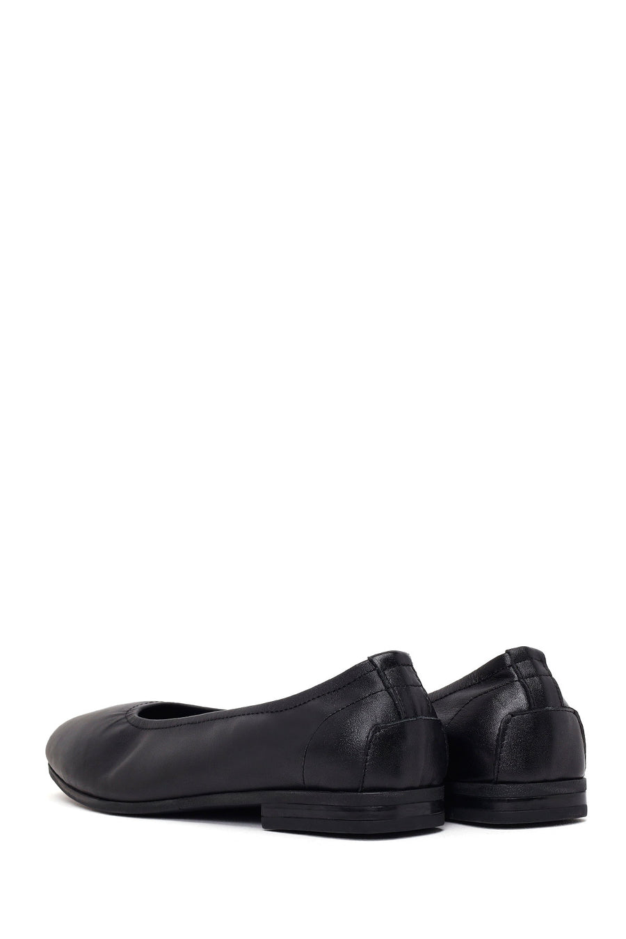 Woman Black Leather Ballet Flat