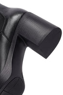 Woman Black Chunky Heels Leather Chelsea Boots | Derimod