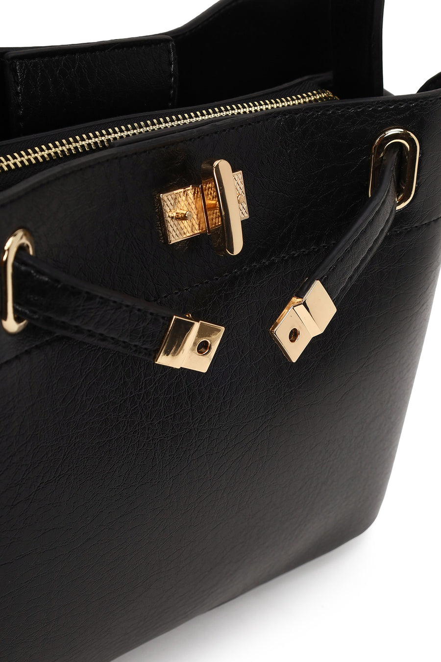 Woman Black Long-Strap Classic Shoulder Bag