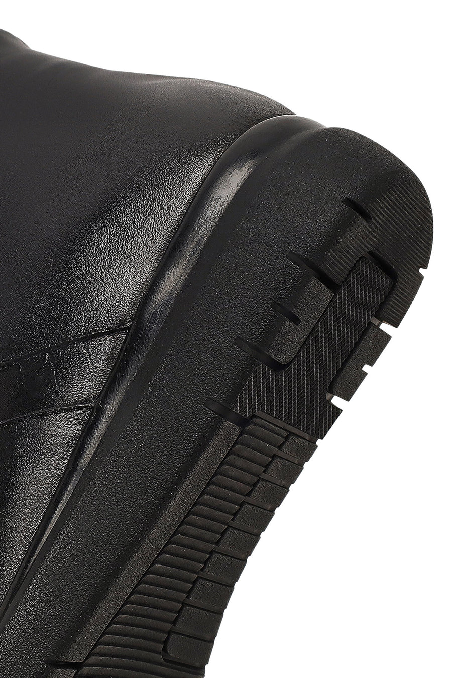 Woman Black Zip Closure Leather Comfort Boots