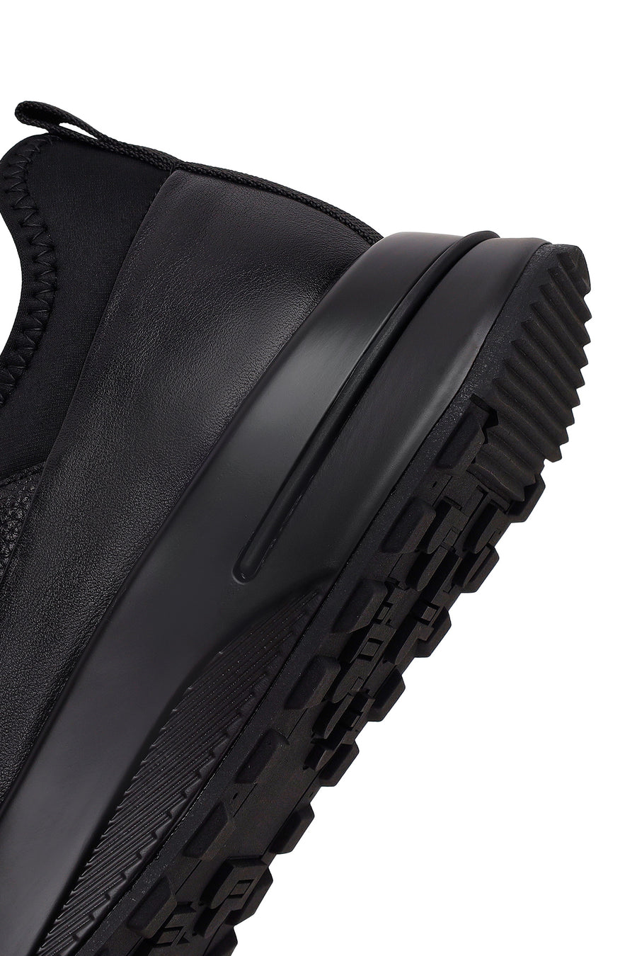 Erkek Siyah Bağcıklı Kalın Tabanlı Deri Sneaker