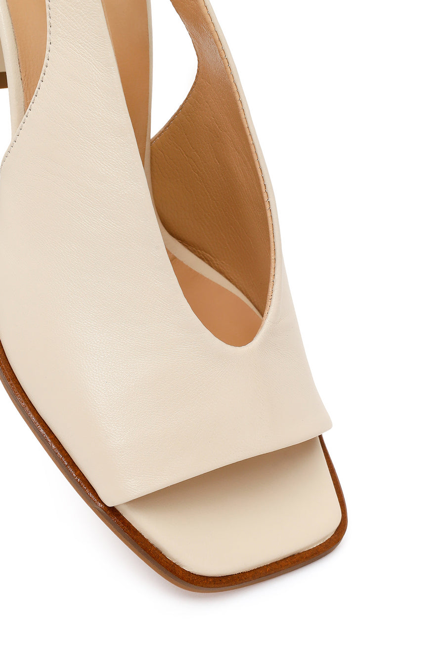 Woman Cream Thick-Heeled Leather Sandal