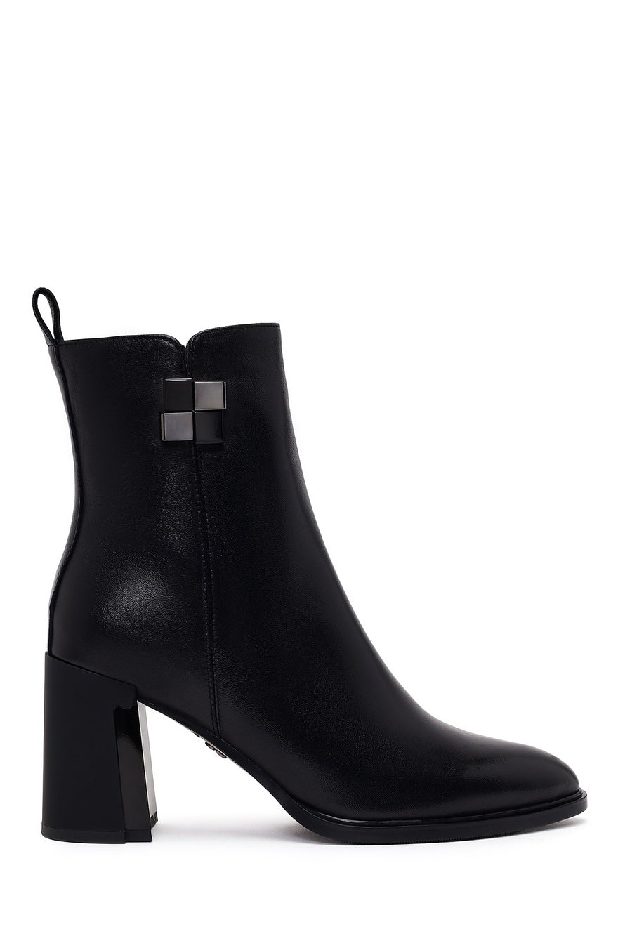 Woman Black Zip Closure Thick-Heeled Leather Boots WF530027DV | Derimod