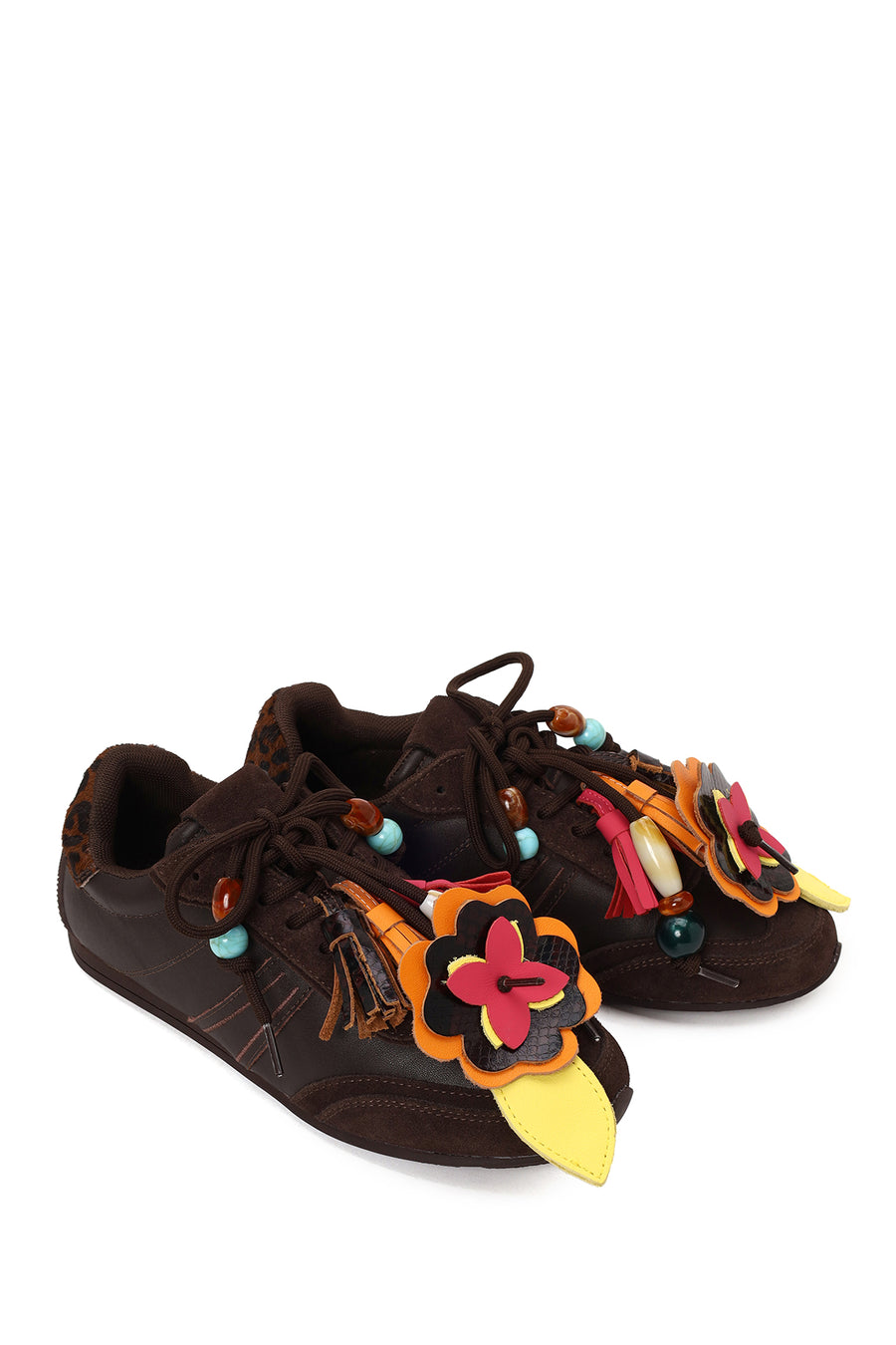 Kadın Kahverengi Bağcıklı Charmlı Leopar Deri Sneaker