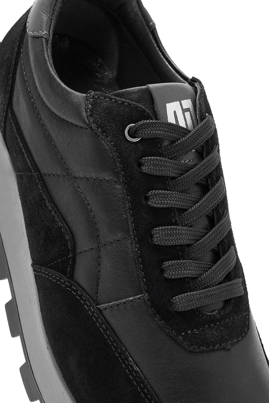 Erkek Siyah Bağcıklı Deri Sneaker