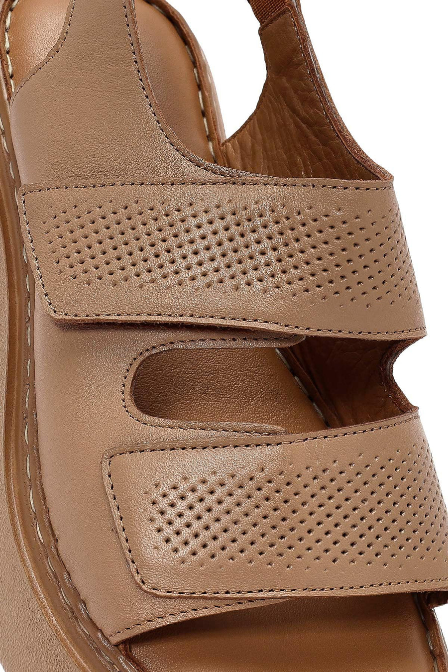 Kadın Camel Bantlı Kalın Tabanlı Deri Comfort Sandalet