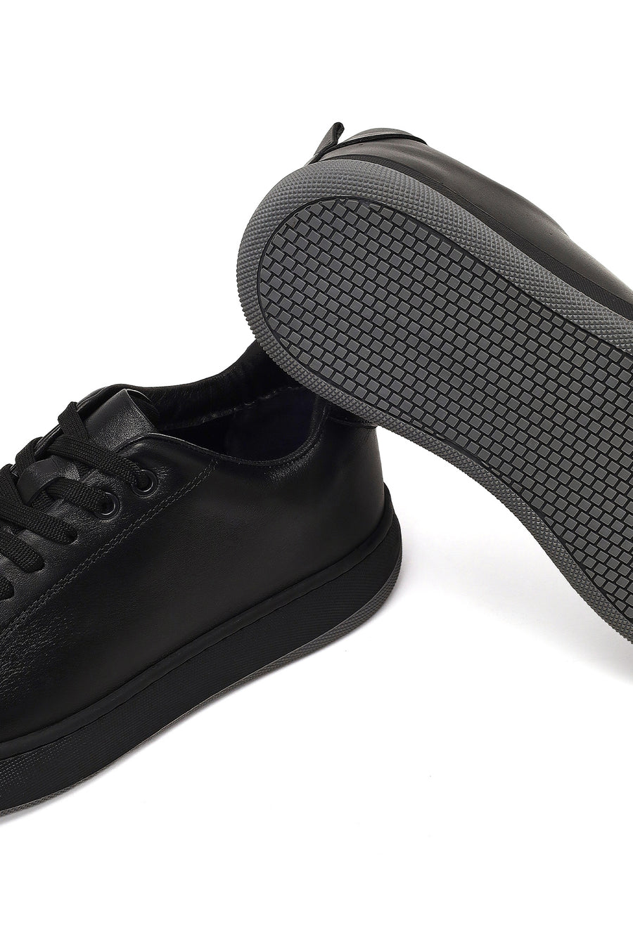 Erkek Siyah Bağcıklı Deri Sneaker