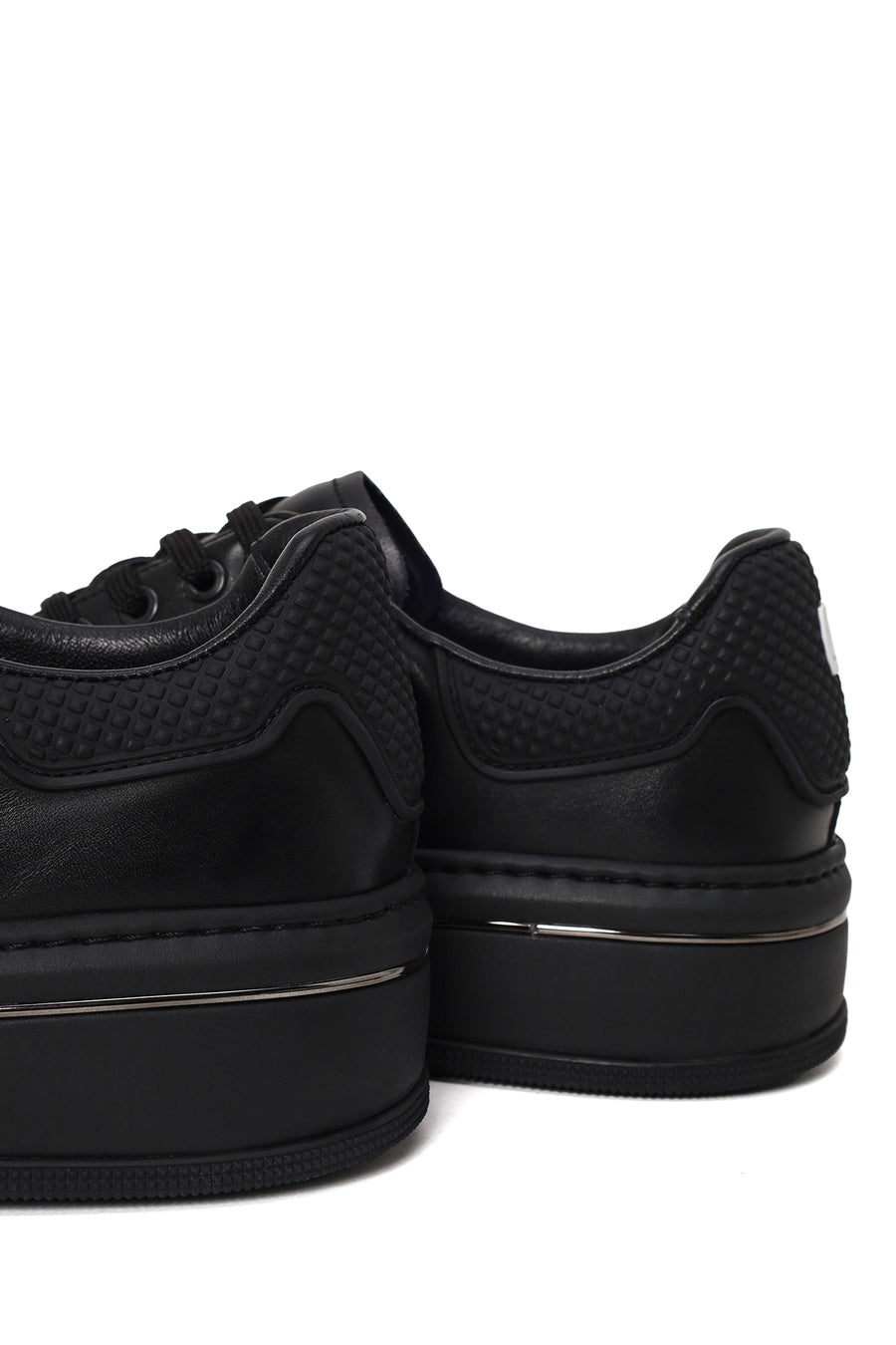 Erkek Siyah Bağcıklı Kalın Tabanlı Deri Sneaker