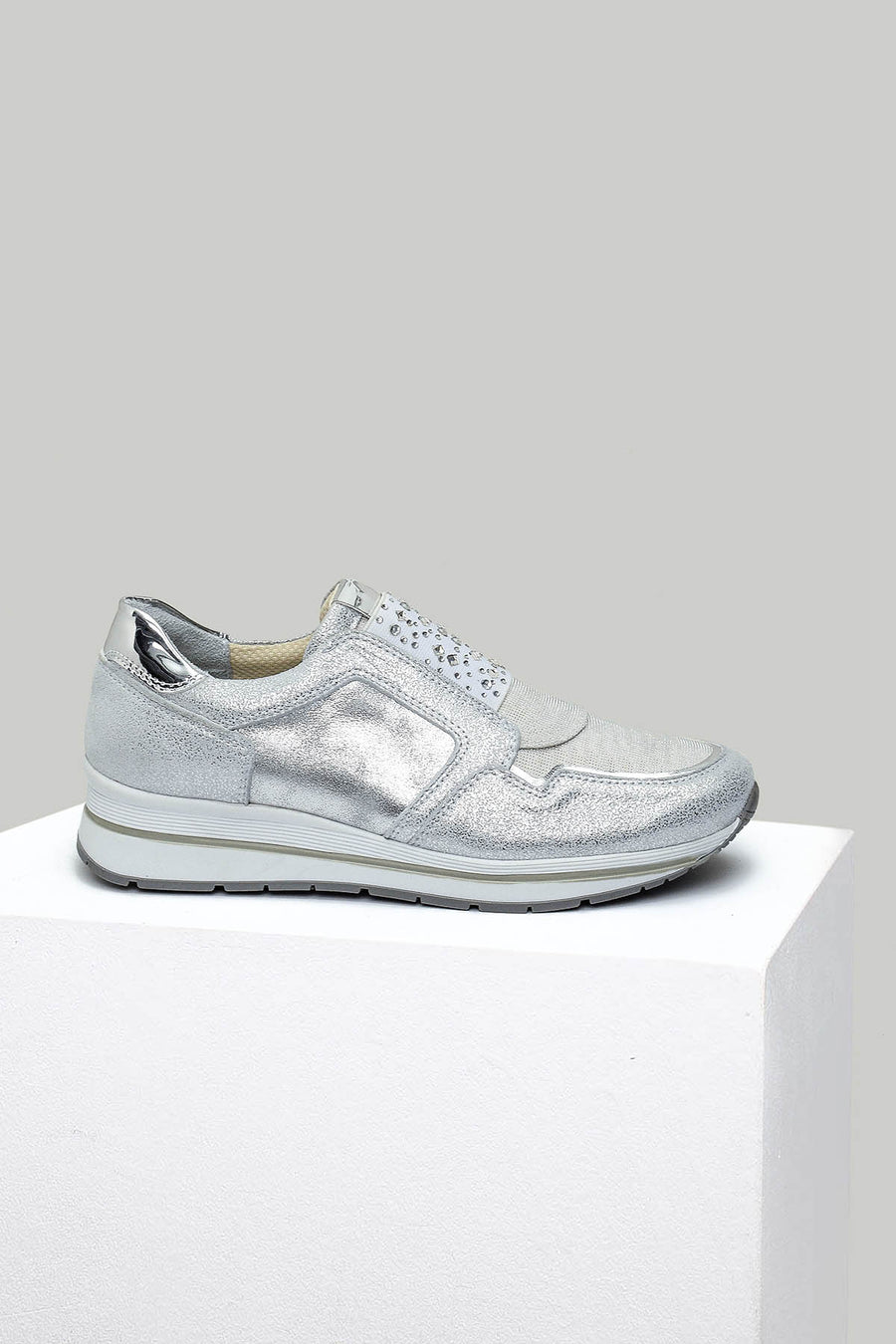 Women's Leather Sports Shoes