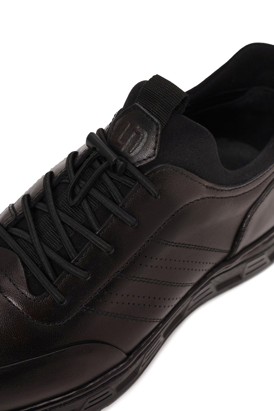 Derimod Fly Erkek Siyah Bağcıklı Kalın Tabanlı Deri Casual Sneaker