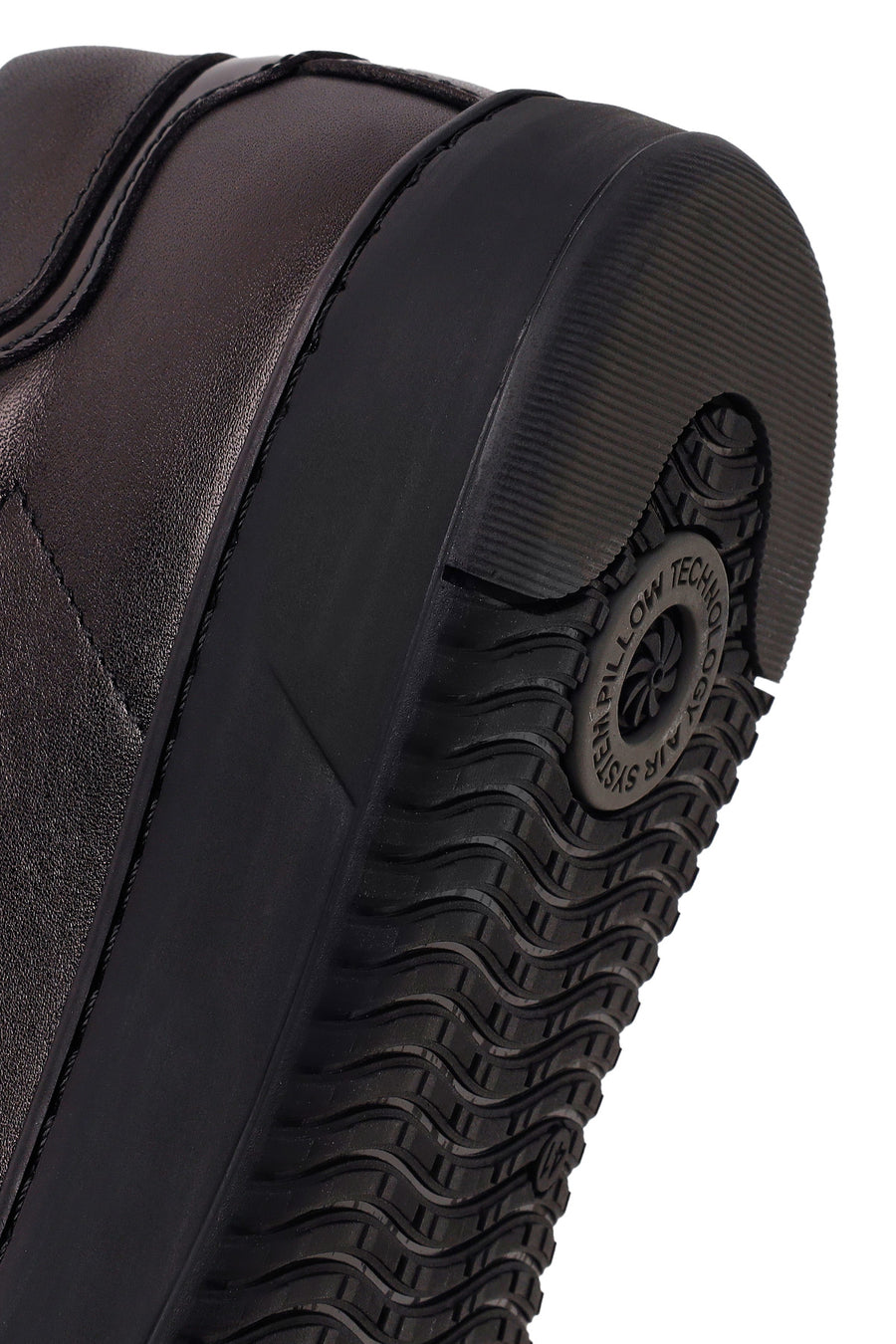 Derimod Fly Erkek Siyah Bağcıklı Kalın Tabanlı Deri Sneaker