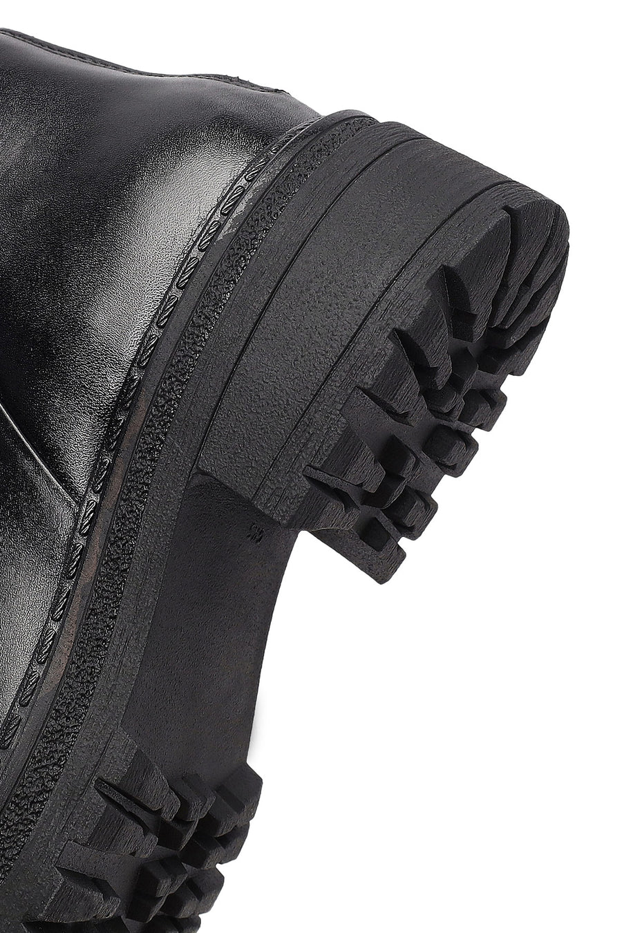 Woman Black Back Zipper Leather Boat