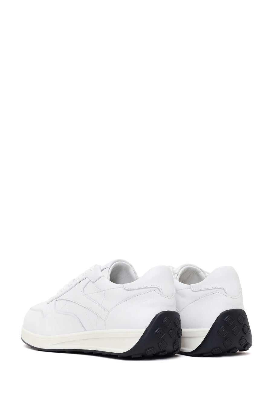 Woman White Lace-Up Leather Sneaker
