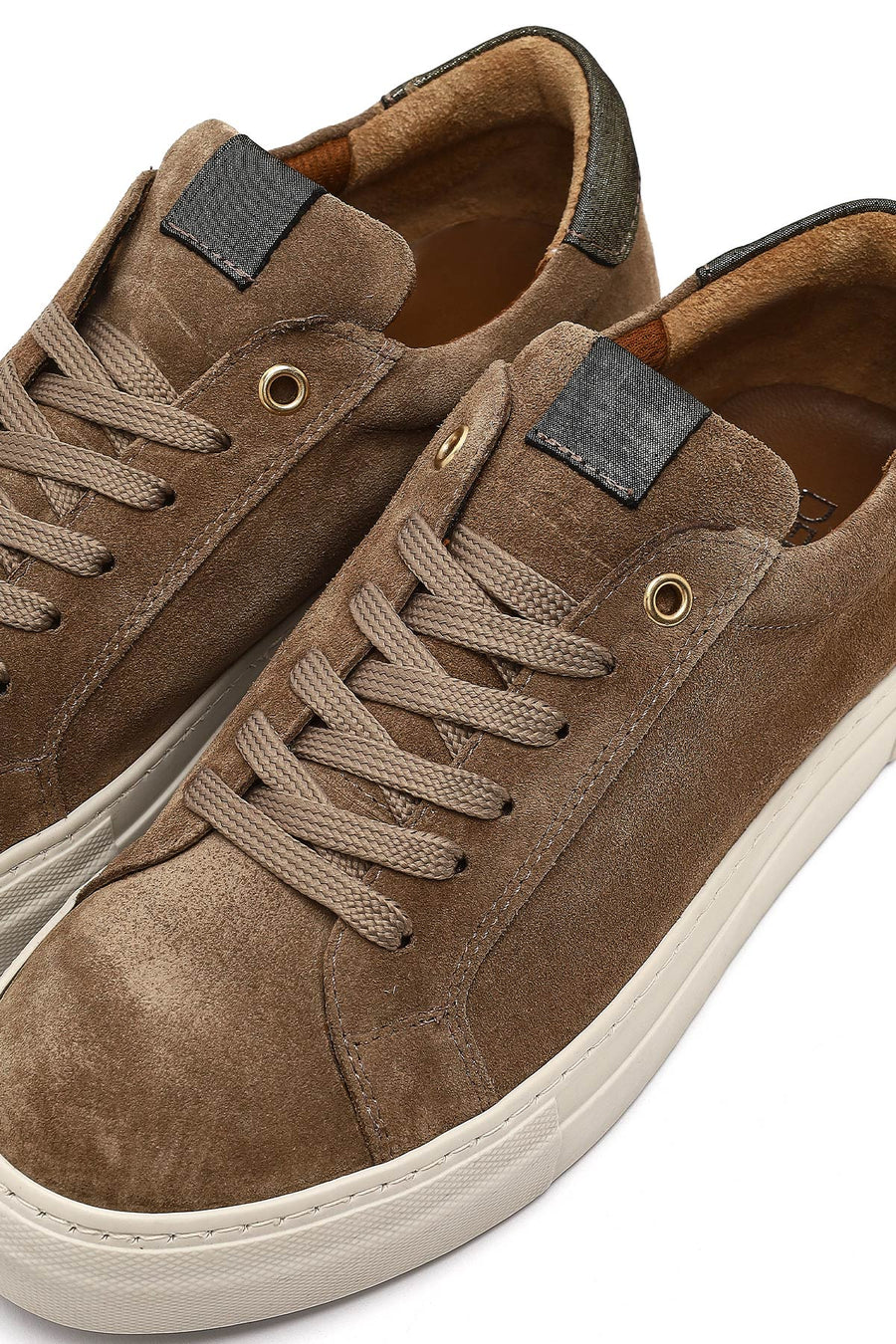 Kadın Bej Bağcıklı Süet Deri Sneaker
