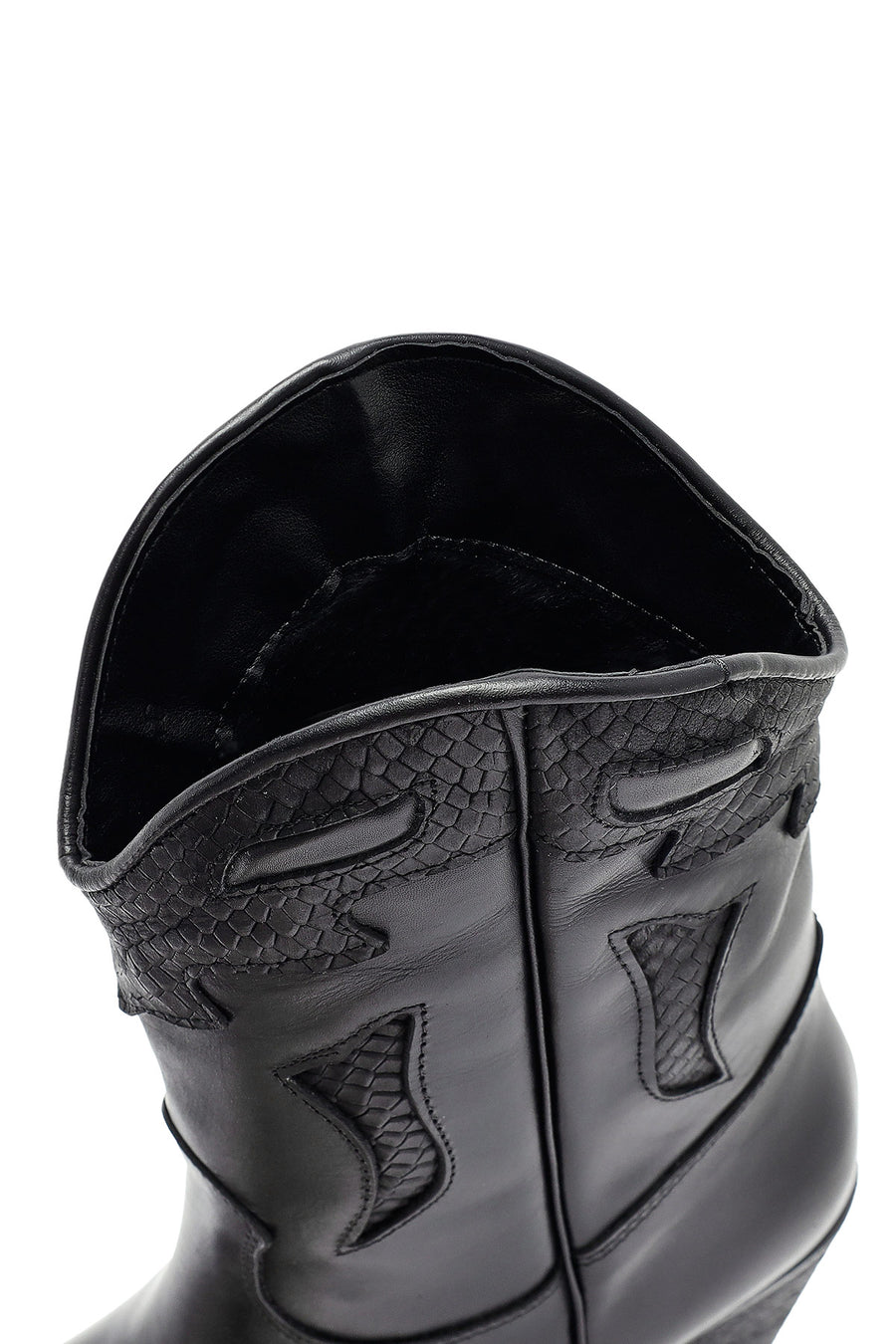 Woman Black Short Chunky Heel Leather Cowboy Boots