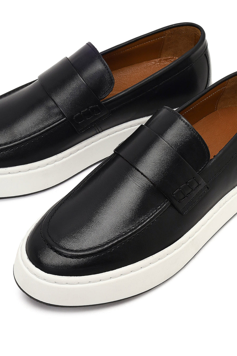 Male Black Thick-Soled Leather Loafer