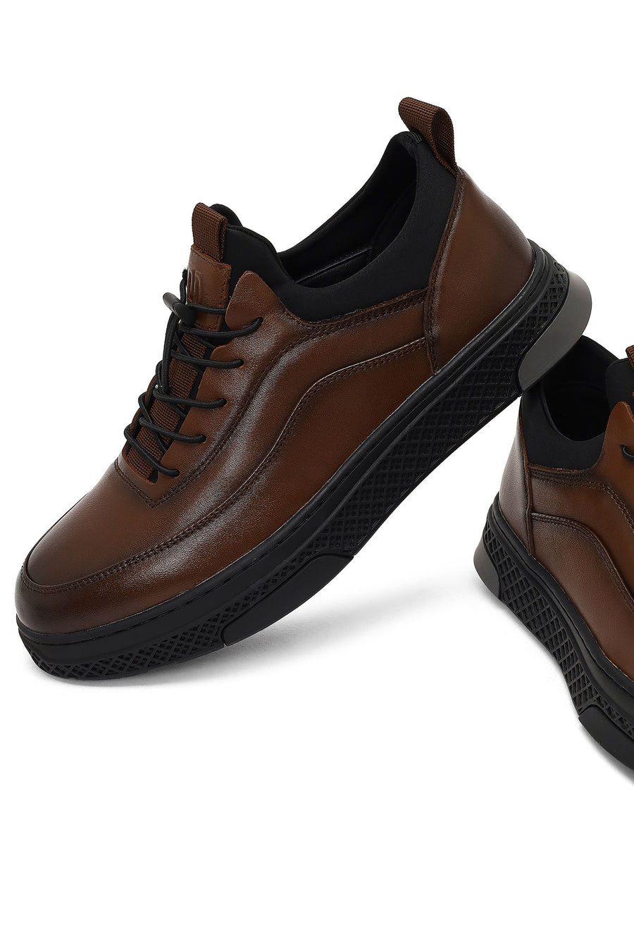 Erkek Kahverengi Bağcıklı Kalın Tabanlı Deri Sneaker