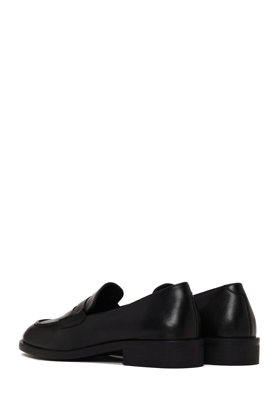 Woman Black Leather Loafer