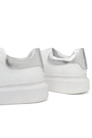 Kadın Beyaz Bağcıklı Kalın Tabanlı Deri Sneaker | Derimod