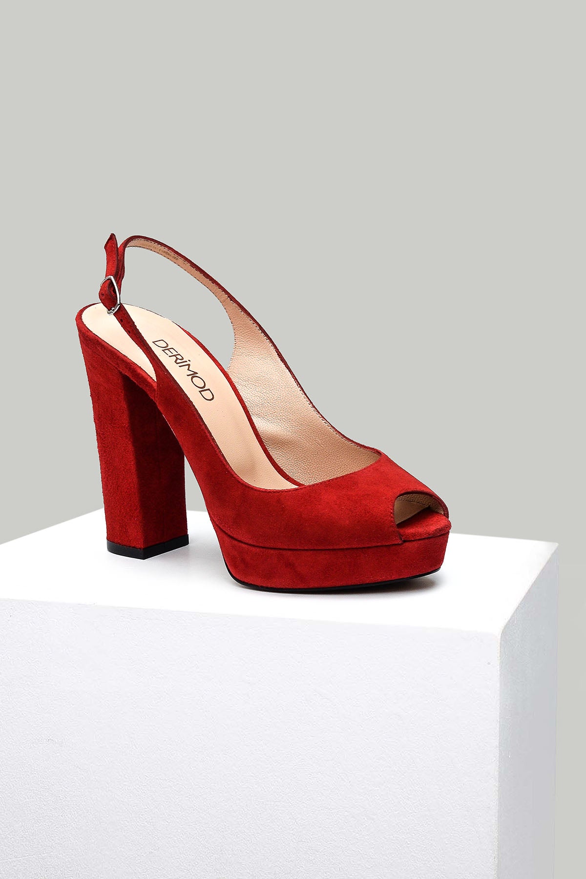Complete the Look by Purchasing Together!