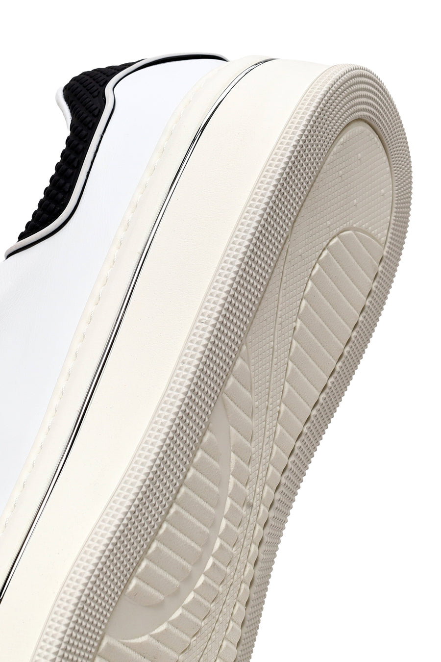 Erkek Beyaz Bağcıklı Kalın Tabanlı Deri Sneaker