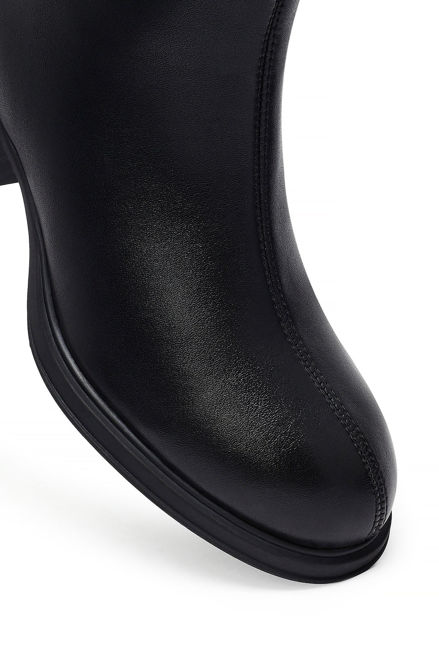 Woman Black Zip Closure Boots