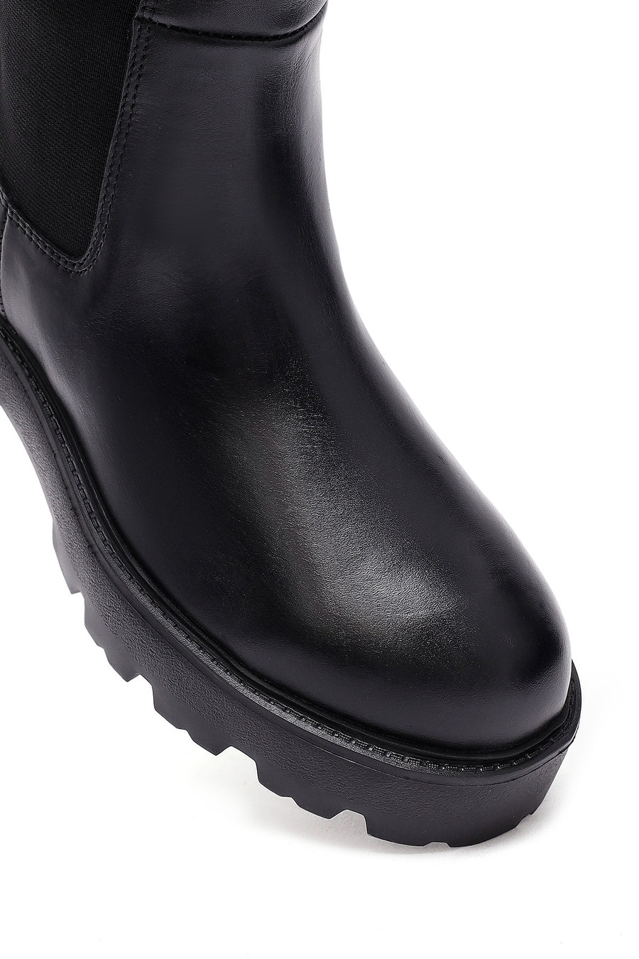 Woman Black Thick Sole Leather Chelsea Boots