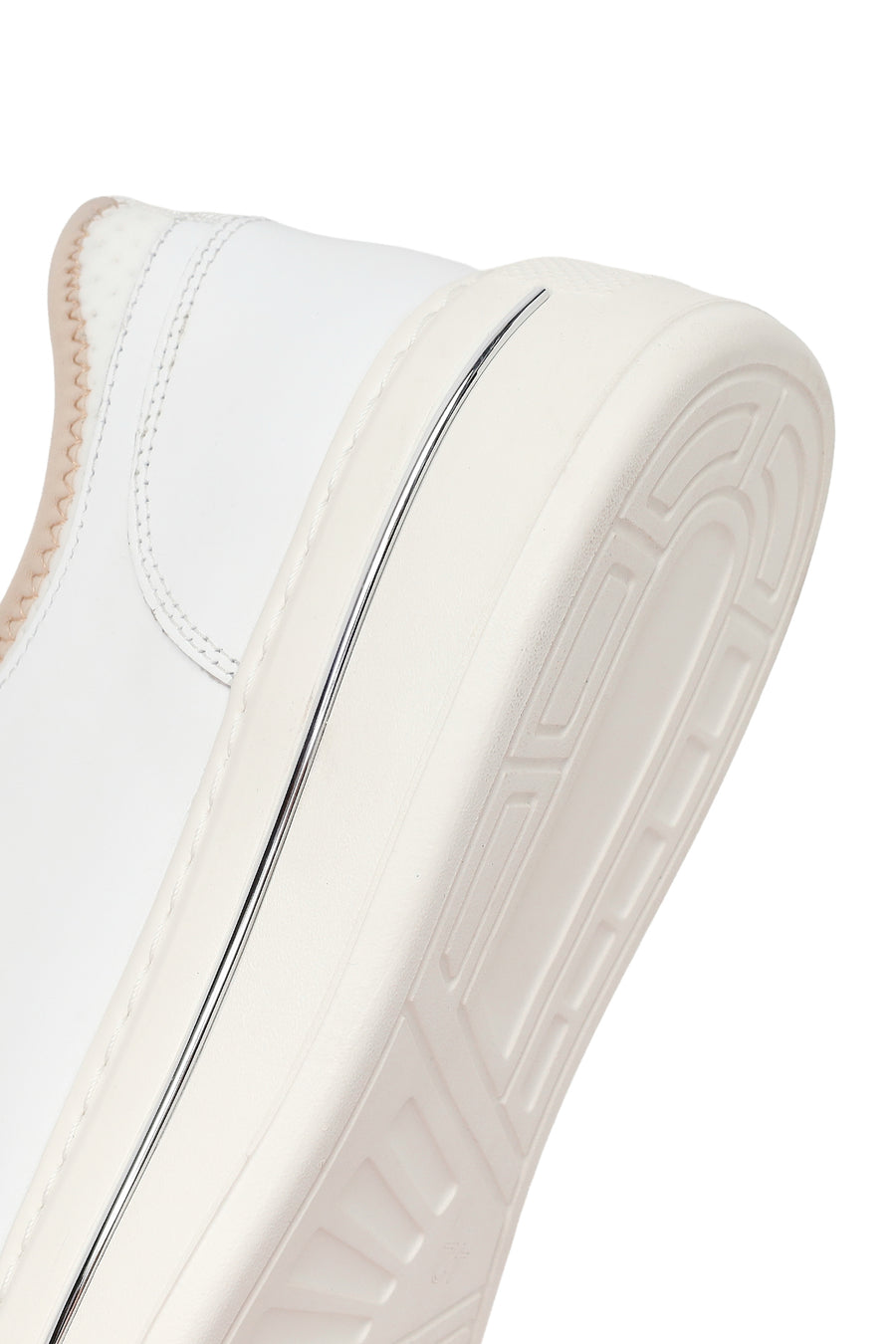 Erkek Beyaz Bağcıklı Kalın Tabanlı Deri Sneaker
