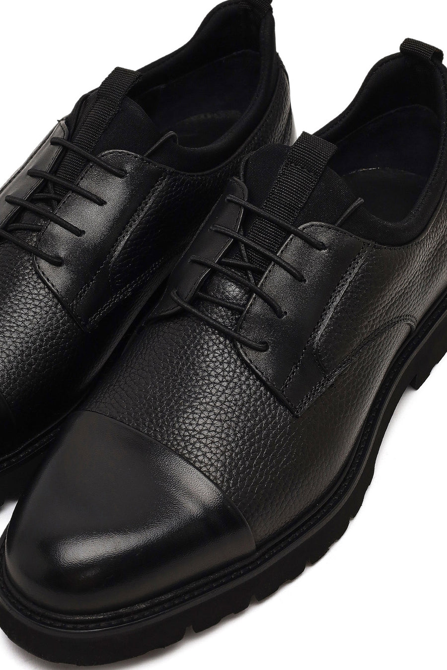 Men's Black Lace-Up Leather Casual Shoes