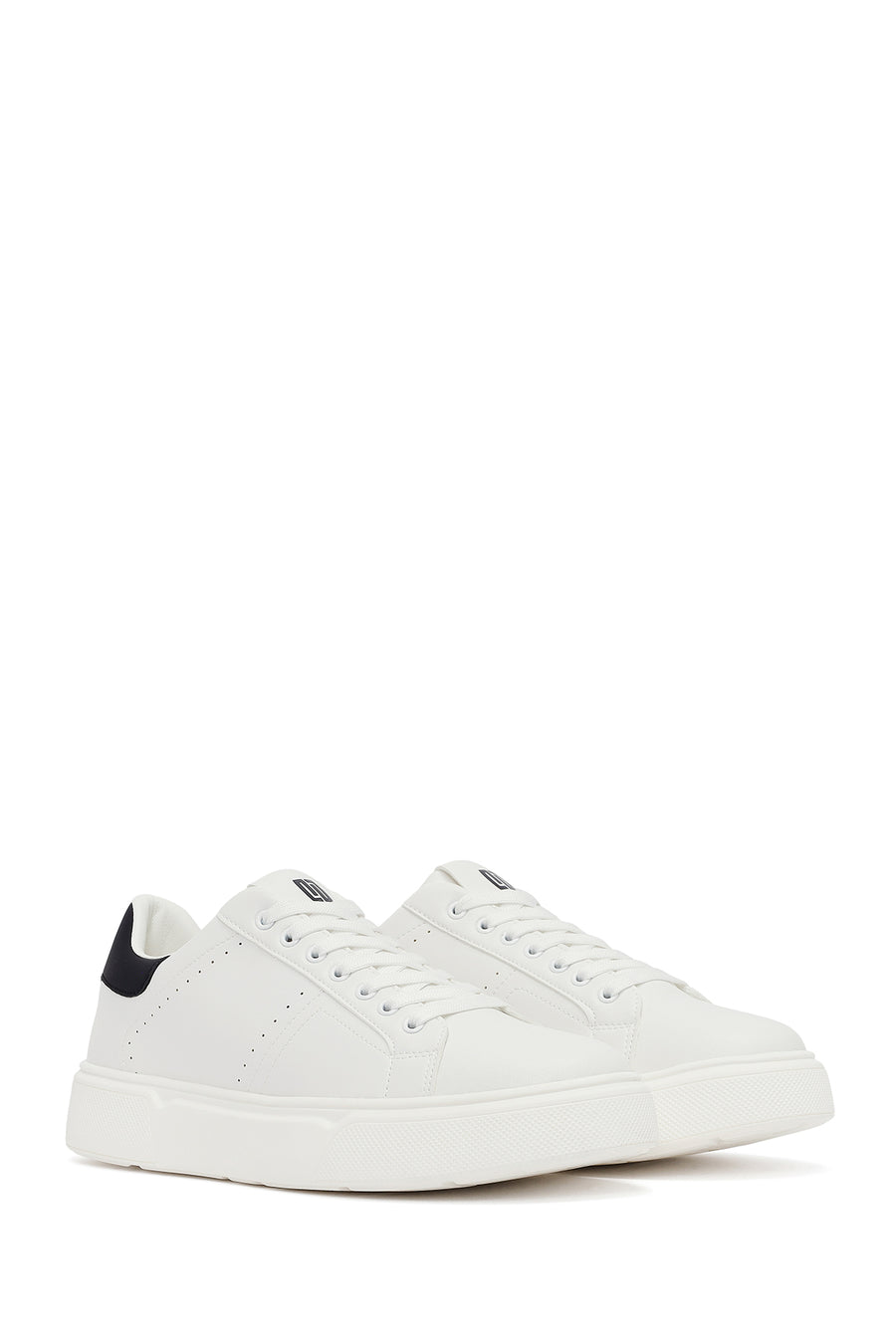 Male White Lace-up Sneaker