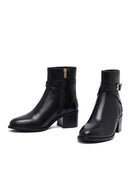 Woman Black Zip Closure Thick-Heeled Leather Boots | Derimod