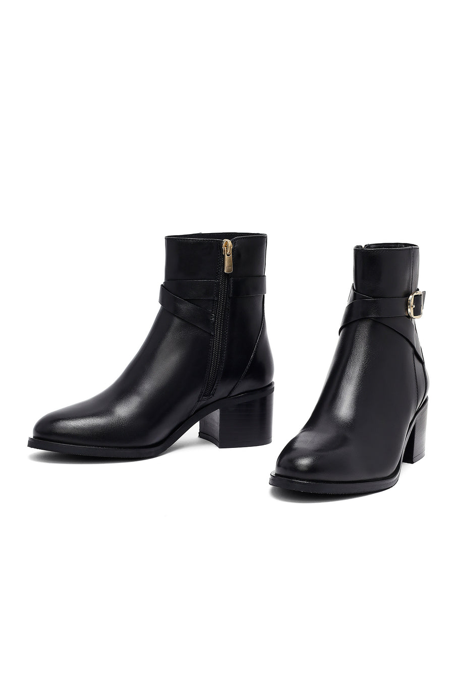 Woman Black Zip Closure Thick-Heeled Leather Boots
