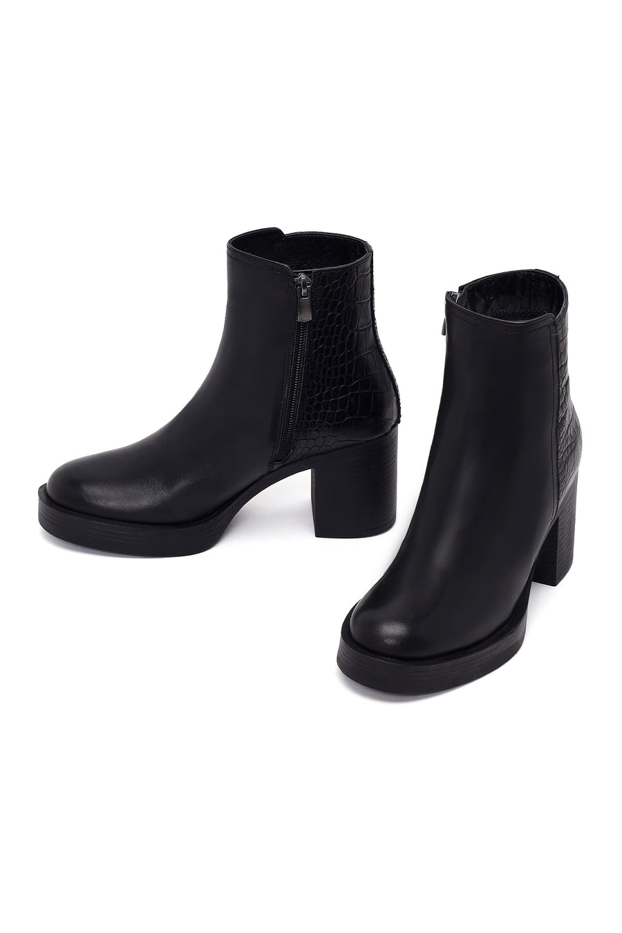 Woman Black Zip Closure Crocodile Patterned Platform Chunky Heeled Leather Boots