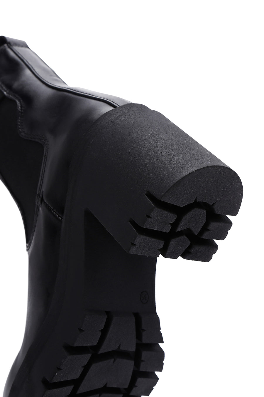 Women's Black Leather Heeled Chelsea Boots