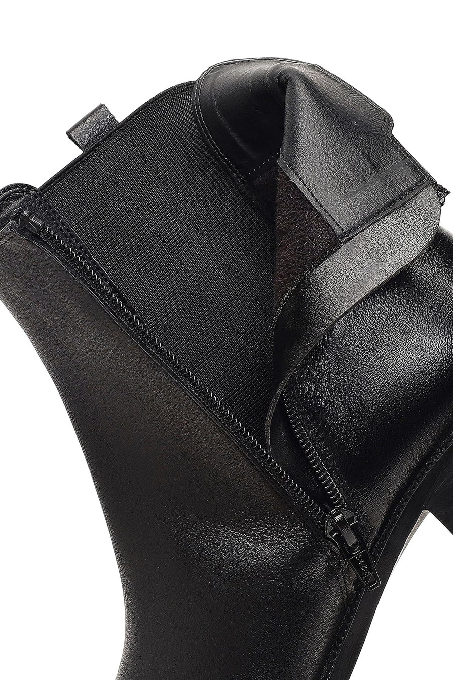 Women's Black Zippered Thick Heeled Leather Boot
