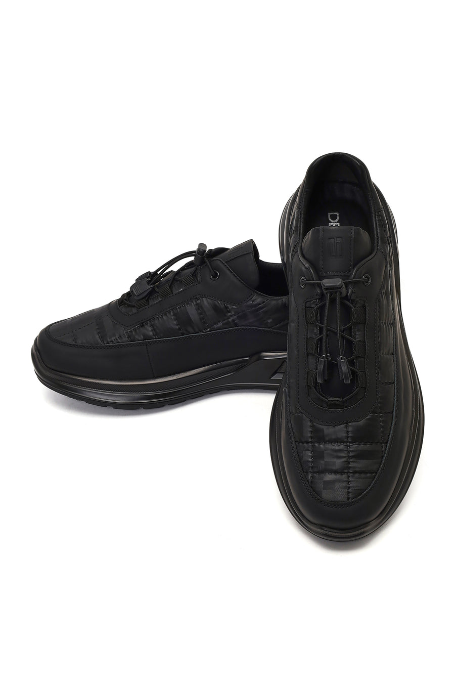 Men's Black Thick-Soled Leather Sneaker