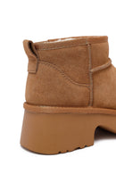 Woman Tan Thick-Soled Fur-Lined Suede Teddy Boots | Derimod