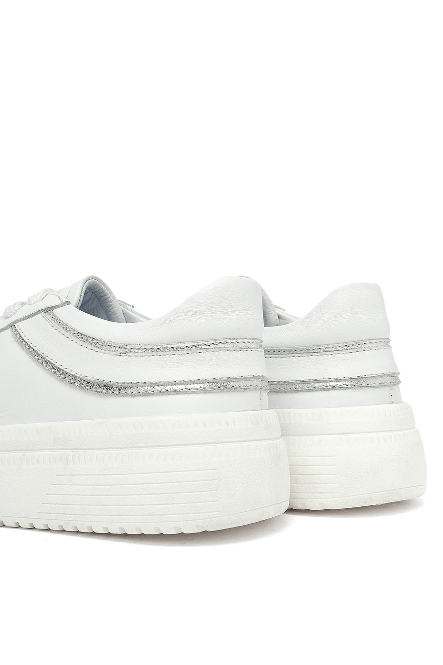 Woman White Laced Thick Sole Leather Sneakers