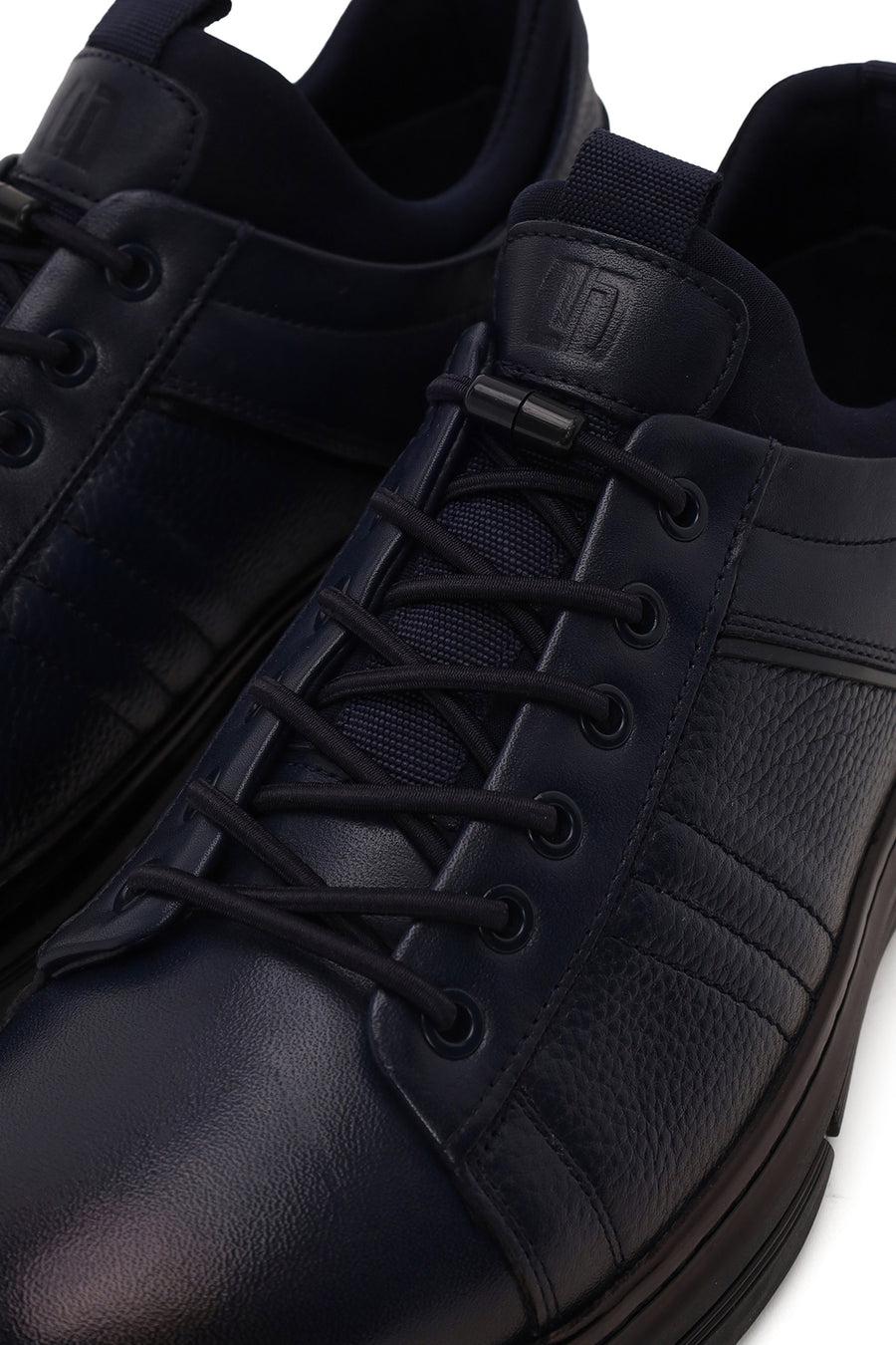 Male Navy Blue Lace-Up Leather Sneaker