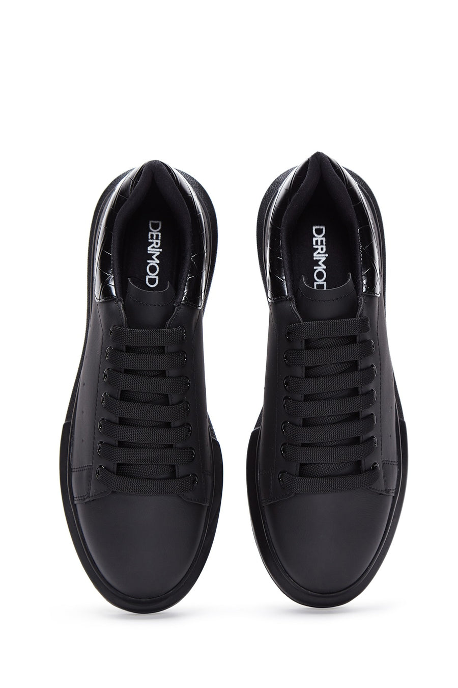 Men's Black Thick Soled Sneaker